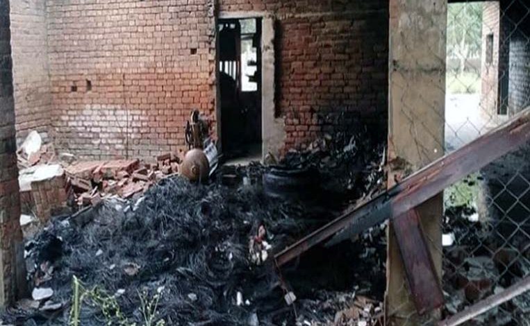 Shabda Chakra News, शब्द चक्र न्यूज, www.shabdachkra.com, Haryana Latest News, Hisar Local News, Traumatic Accident, Fire Break Out In Tyre Showroom, Advocate Burnt Alive