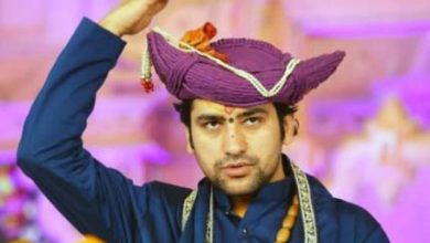 Latest Hindi News, Madhya Pradesh News, Bageshwar Dham, Pandit Dhirendra Shastri, Bageshwar Dham Chhatarpur, बागेश्वर धाम, पंडित धीरेंद्र शास्त्री, Religion, Muslim Youngman Caught In Bageshwar Dham, Muslim Youngman caught with illegal pistol In Bageshwar Dham, Muslim Youngman Rajjan Khan, Attempt To Kill
