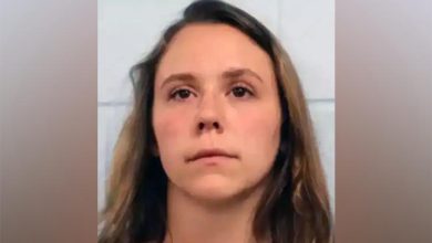 American Sexy Teacher, Wisconsin School Case, Student Teacher Relations, American Female Teacher Assaulted 5th Class Student, Physical Relations,