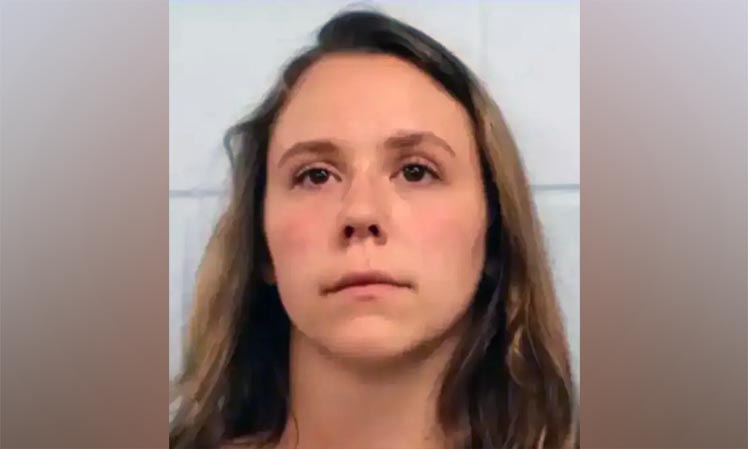 American Sexy Teacher, Wisconsin School Case, Student Teacher Relations, American Female Teacher Assaulted 5th Class Student, Physical Relations,